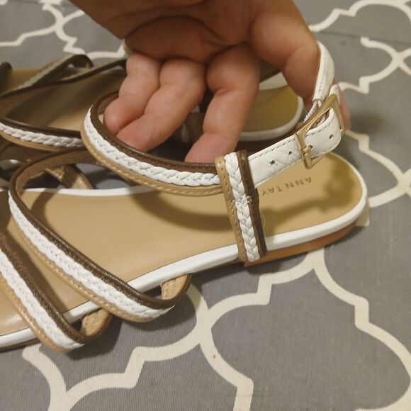 Ann TAYLOR Women's Cream and Tan Strappy Sandals SZ.7M - Picture 5 of 5